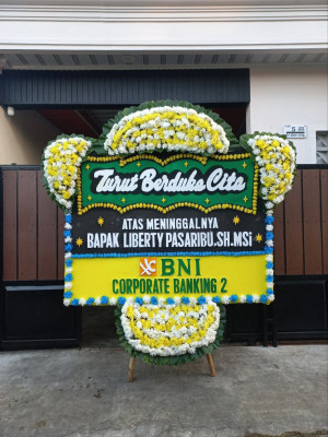 Papan Bunga Duka di Bati Bati